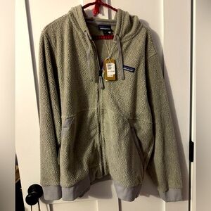 NWT Patagonia full zip hooded women’s sweater jacket size XL